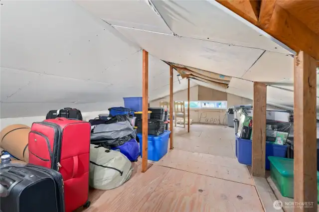 Attic above garage with storage and windows