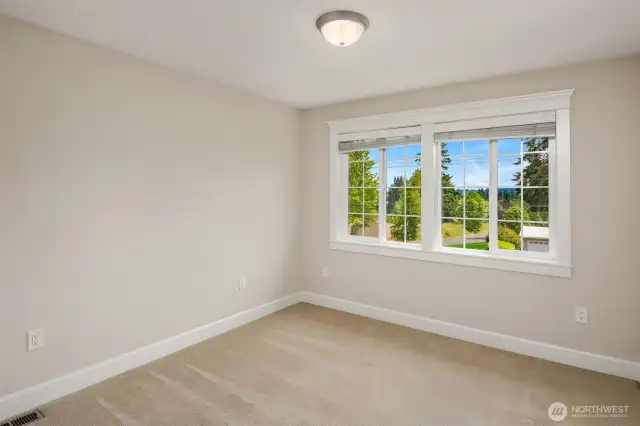 Another 2nd floor bedroom with jack-in-jill bath