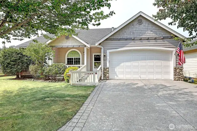Immaculate single-story home in the desirable Stonybrook community.