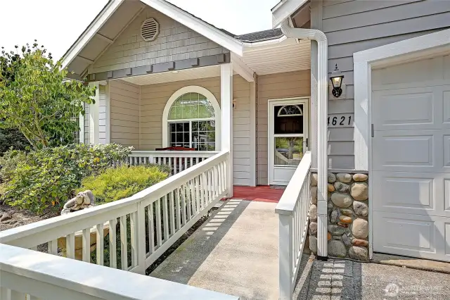 Wheelchair accessible walkway to front door.
