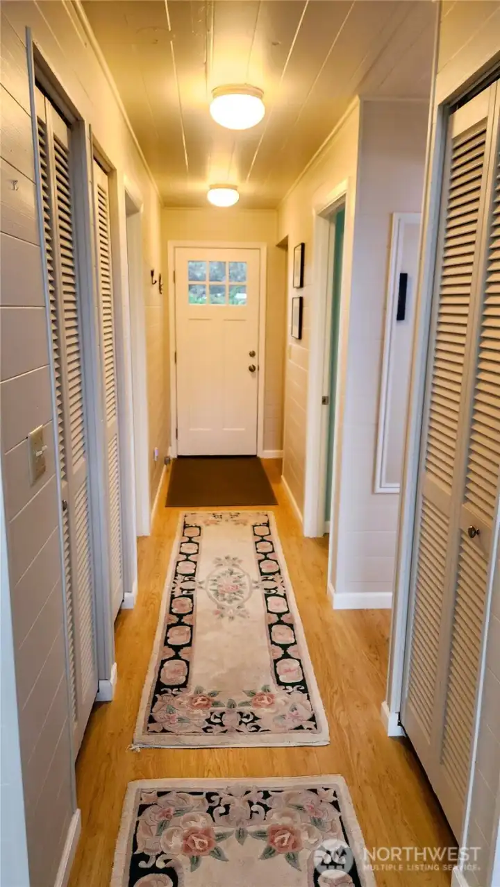 Hallway towards entrance