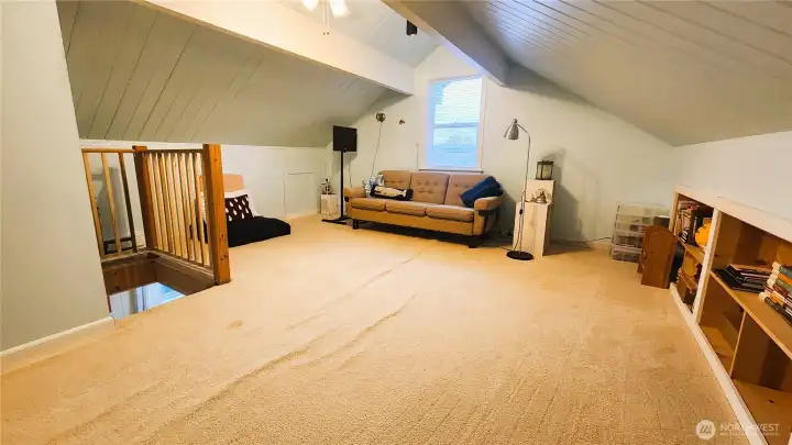 upper bedroom