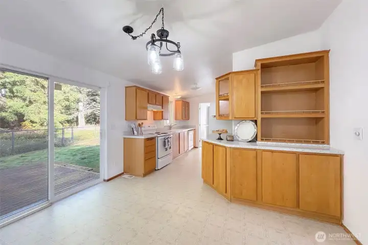 Kitchen Eating area with slider to West Side Deck