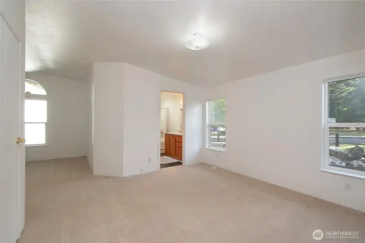 Primary Bedroom-Bath & nook