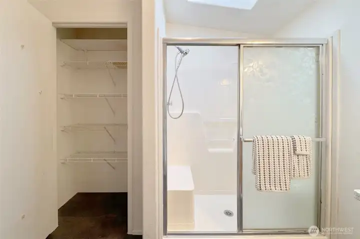 Primary Bath with closet