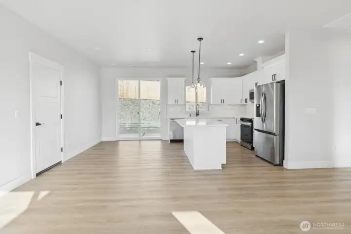 This is a very similar home meant to illustrate what this home will look like once completed. Actual finishes and features may vary.