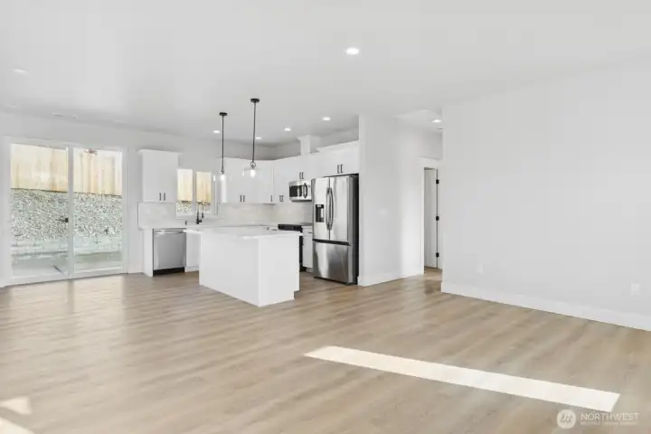 This is a very similar home meant to illustrate what this home will look like once completed. Actual finishes and features may vary.