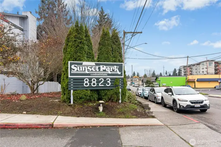 Community cabana--EZ buses SwiftBlue 202 and #7