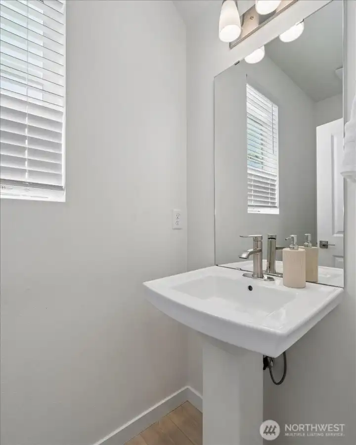 Powder room