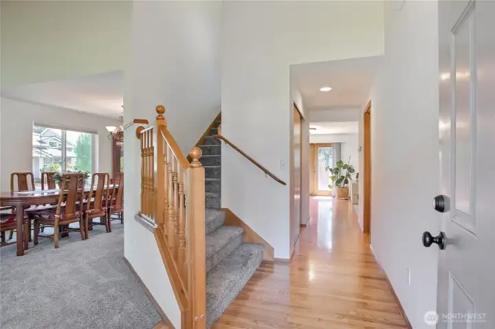 Open concept Entryway to formal living room to formal dining room.