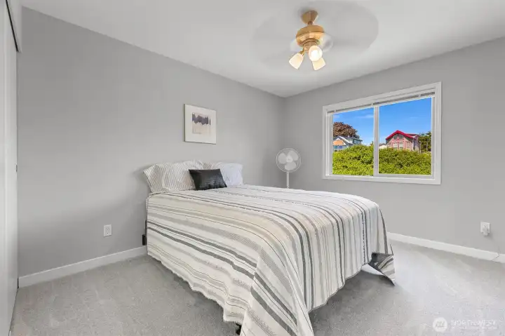 Second bedroom. Second bedroom.