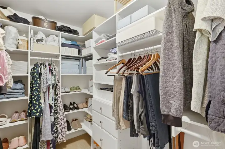 Walk-in closet. Walk-in closet.