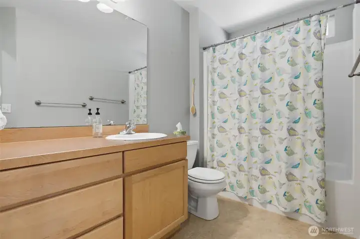 Main bathroom. Main bathroom.