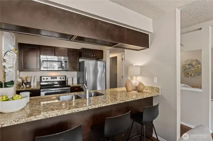 Breakfast bar, too~