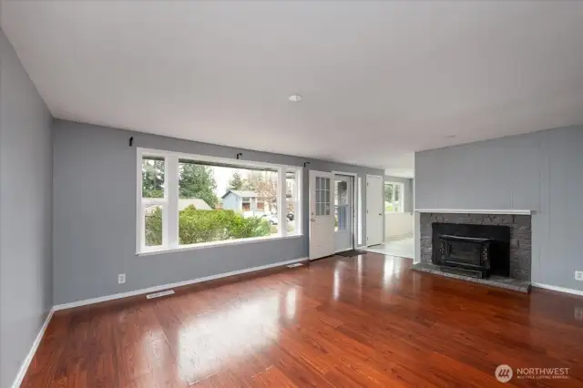 Large front windows bring in tons of natural light.
