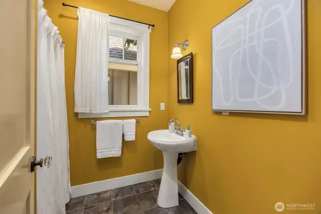 Main floor 3/4 bathroom