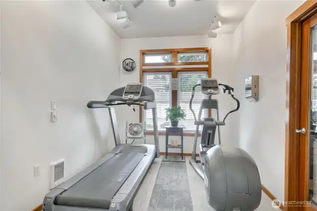 Community workout room