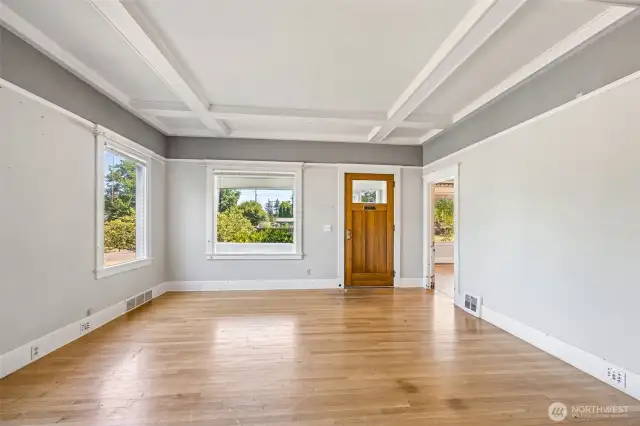 Large Living Room and Entry