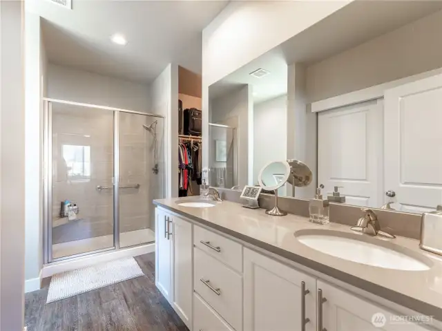 primary with double sinks