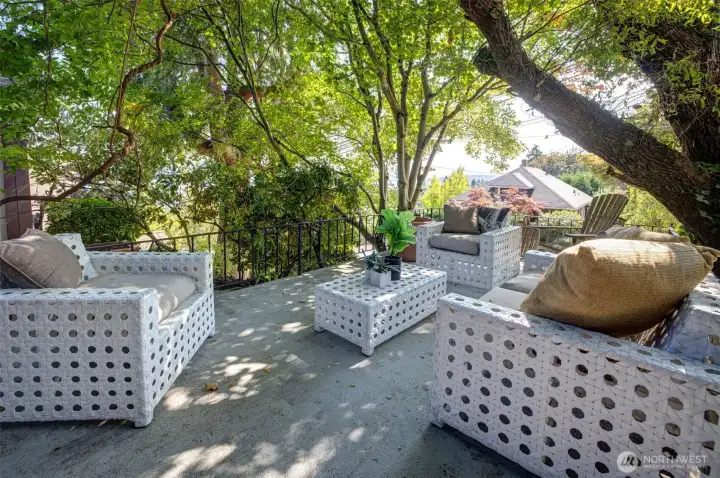 Above garage sitting area