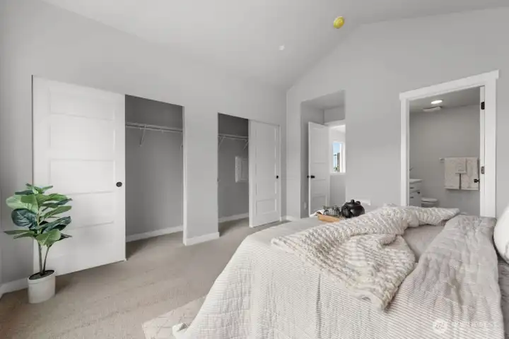 Photographs are for illustrative purposes only. Features, finishes, interior/exterior colors, landscaping and floorplan shown may vary from actual homes built.
