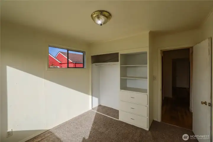 Bedroom 1 second angle