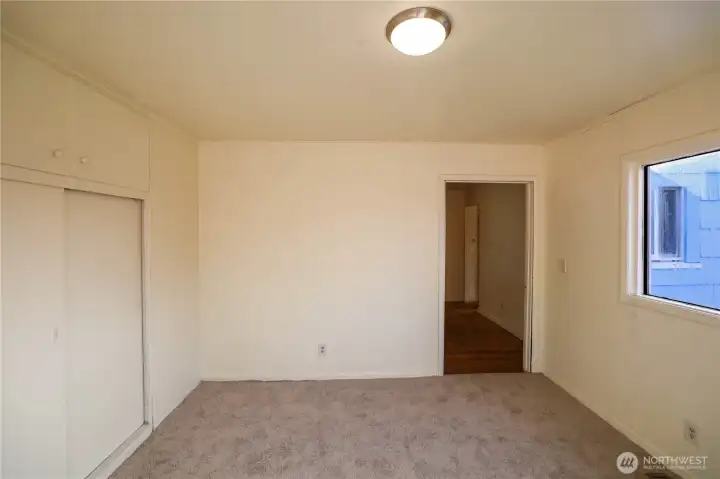 Bedroom 2, second angle