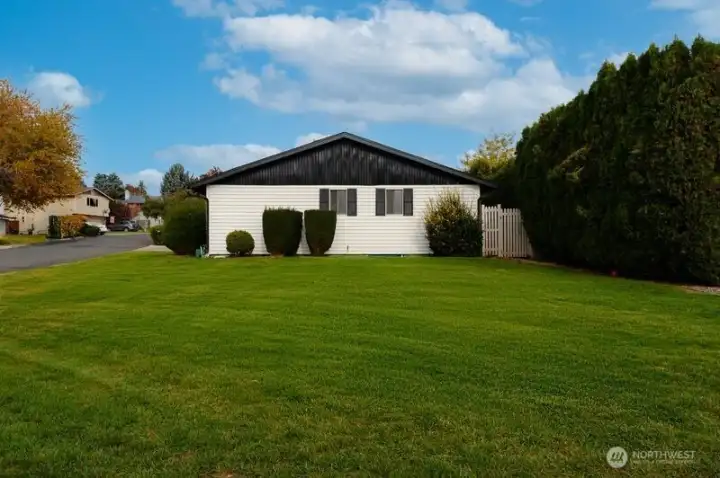 Large corner lot and cul-de-sac dead end street makes this a wonderful place to call "HOME". Home was freshly painted inside and out over the past year.
