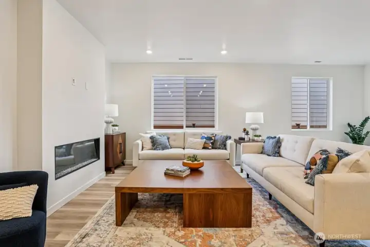 Photos are of a different homesite.  Finishes may vary.