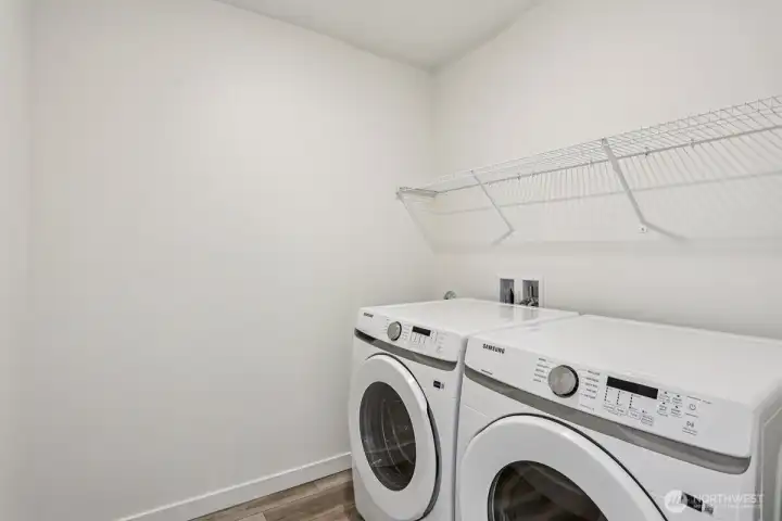 Photos are of a different homesite.  Finishes may vary.