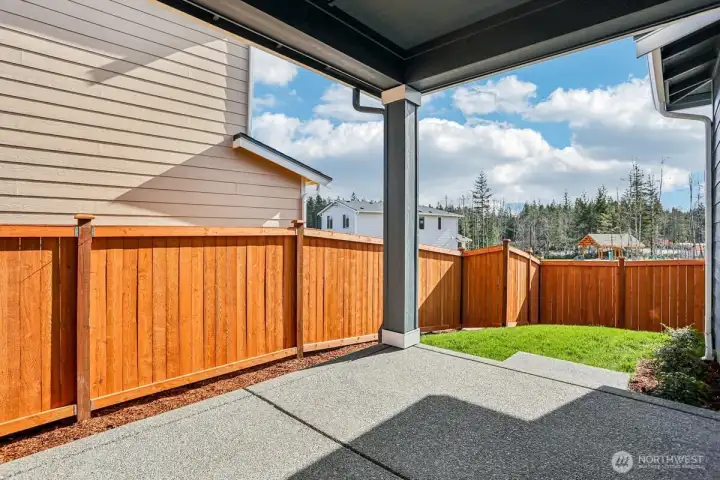 Photos are of a different homesite.  Finishes may vary.