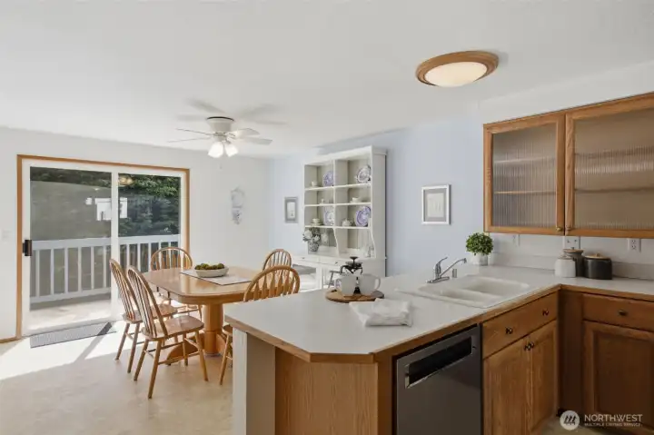 Dining area with balcony enterance