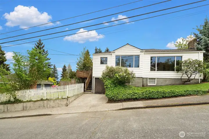 Northside of house (view from NE 88th St)