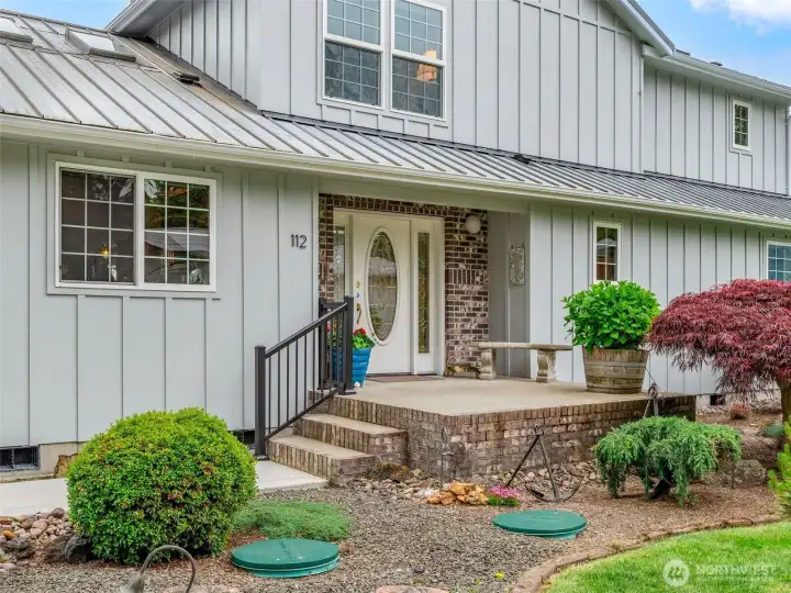 Welcoming home entry