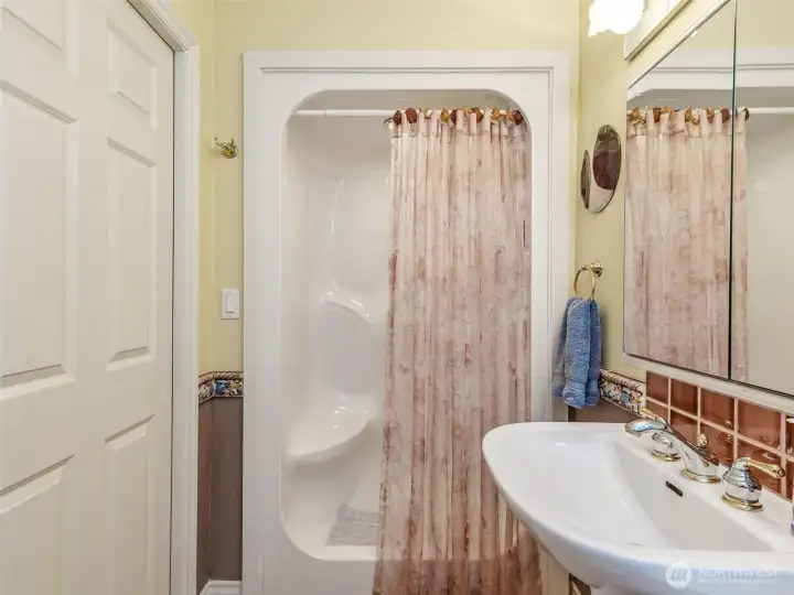 Main floor bathroom