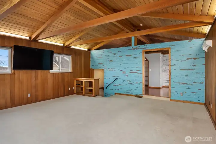 Oversized bonus room for flexible use. Oversized bonus room for flexible use.