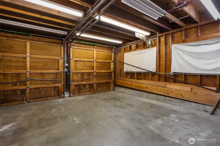 2 car Attached Garage. 2 car Attached Garage.