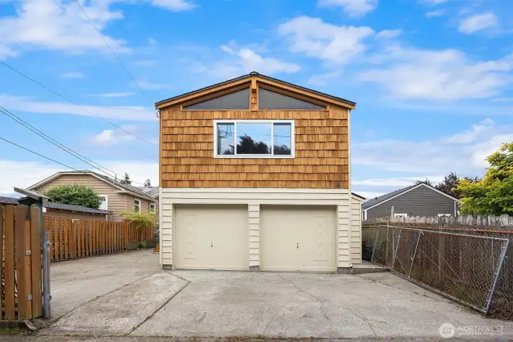 Ample off street parking with alley access Ample off street parking with alley access