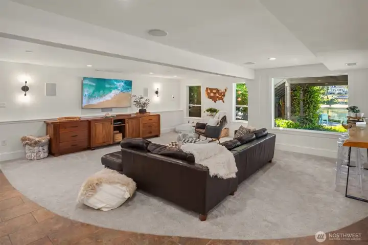 Downstairs bonus room Downstairs bonus room
