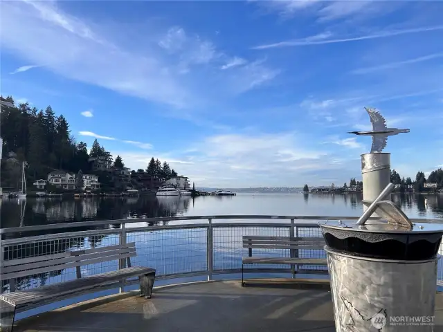 Gorgeous and peaceful. Sit back and enjoy!