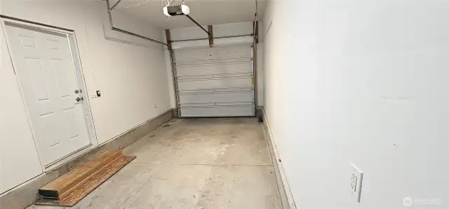 1 car garage
