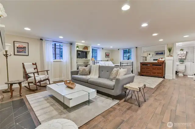 Fully remodeled studio apartment