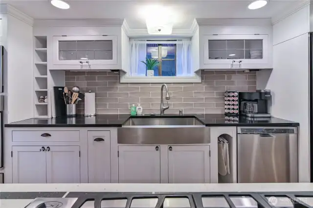 Eat in gourmet kitchen