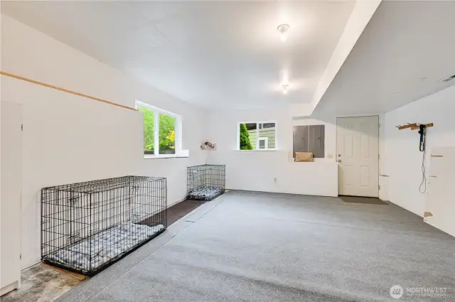 This is currently a kennel room with exterior access
