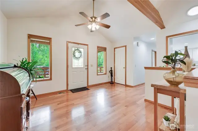 Gorgeous floors and vaulted ceilings