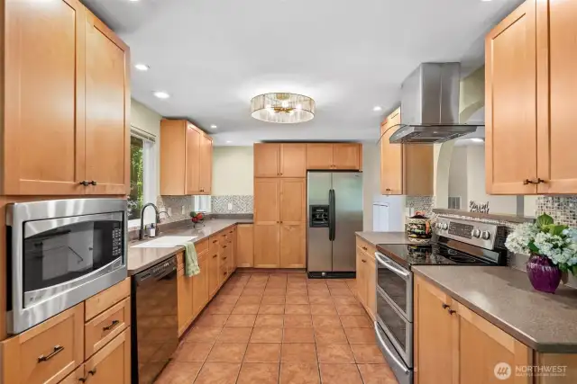 Kitchen (Main)