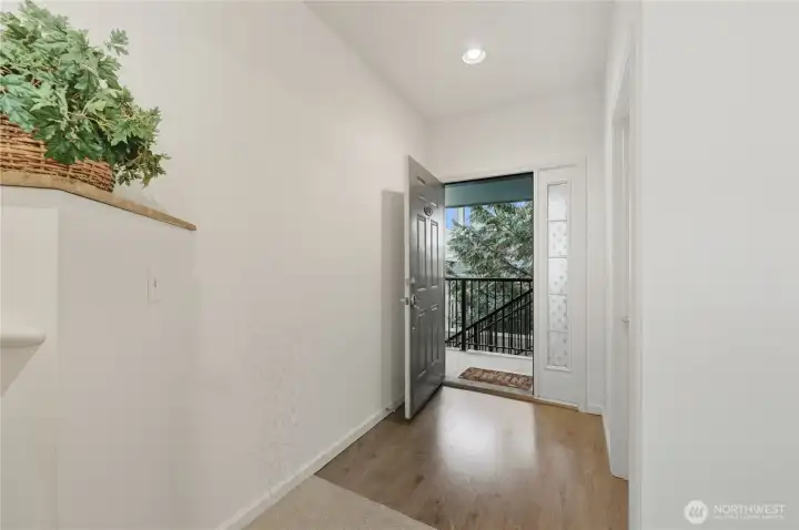 Welcoming Entry... fresh paint and 9ft Ceiling give that Grand & Airy Welcome.