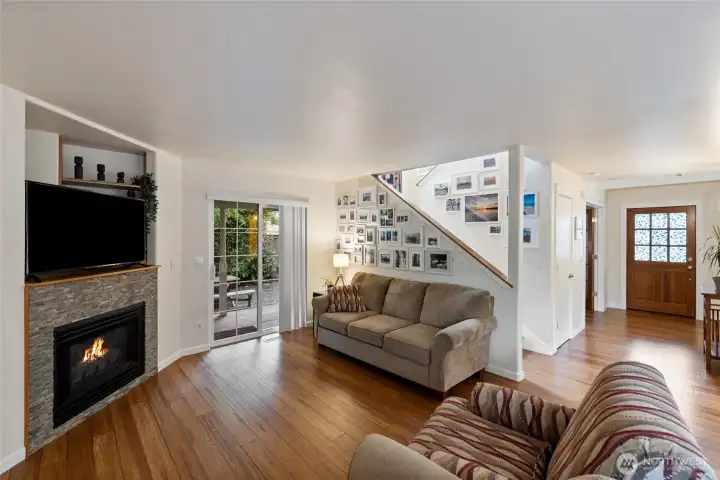 Warm up on cold PNW winter nights with a gas powered fire place.