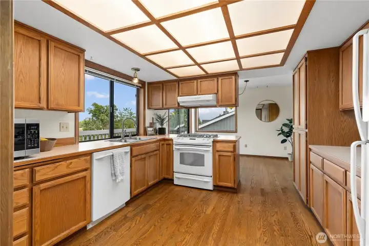 Spacious Kitchen