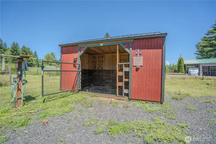This mini barn was home to four alpacas and can easily accommodate horses or become a nice hen house.